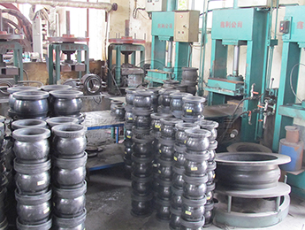 單球體耐油液壓<a href=http://www.xinligd.com target=_blank class=infotextkey>橡膠接頭</a>